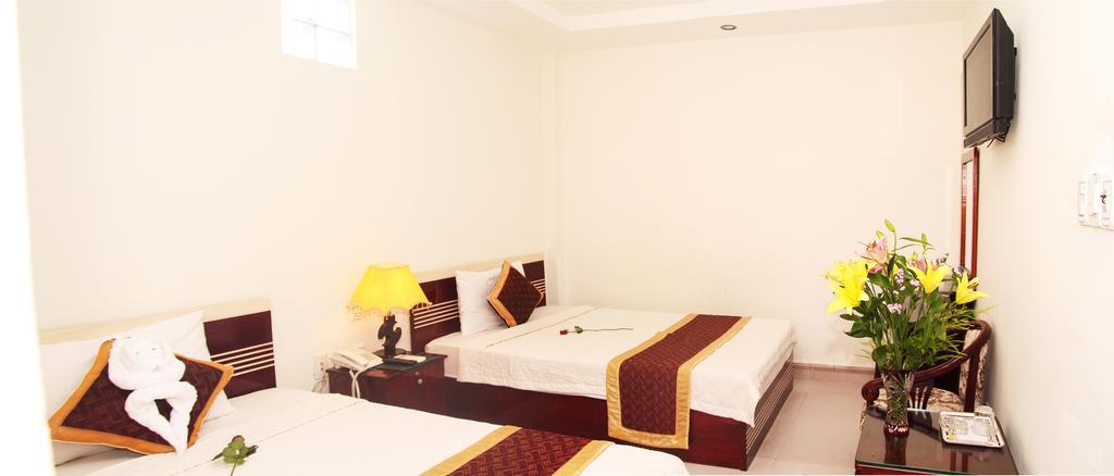 Vivyanne Hotel Da Nang Exterior photo