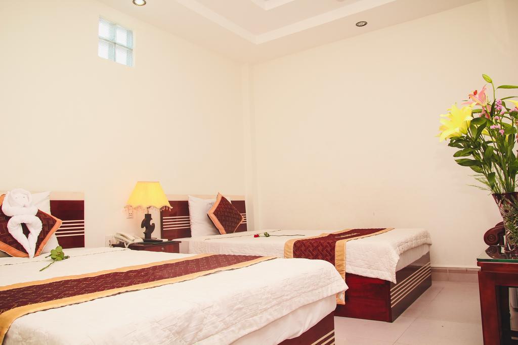 Vivyanne Hotel Da Nang Exterior photo