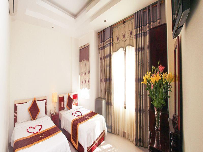Vivyanne Hotel Da Nang Exterior photo