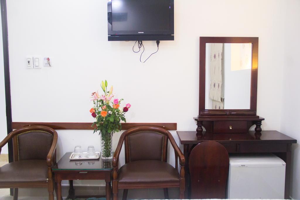 Vivyanne Hotel Da Nang Exterior photo