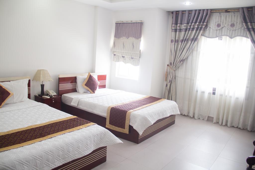 Vivyanne Hotel Da Nang Exterior photo