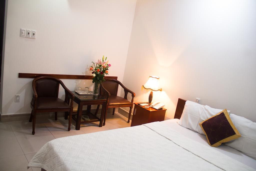 Vivyanne Hotel Da Nang Exterior photo
