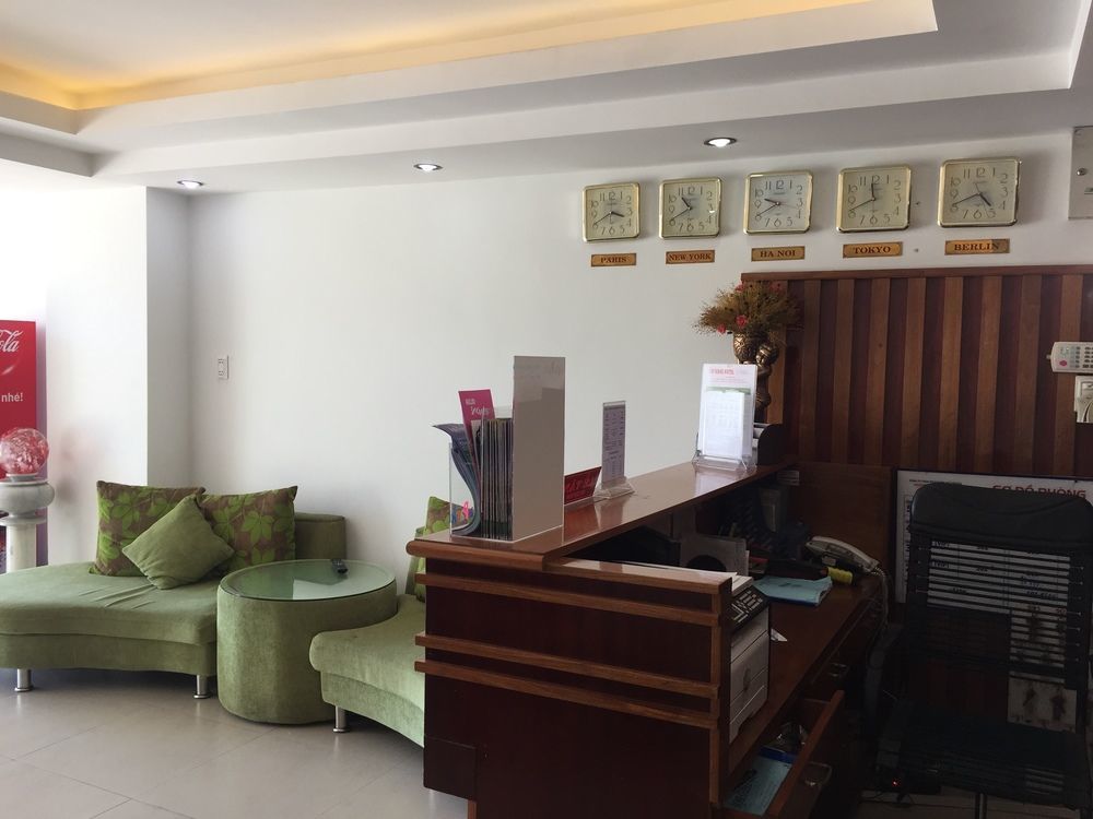 Vivyanne Hotel Da Nang Exterior photo