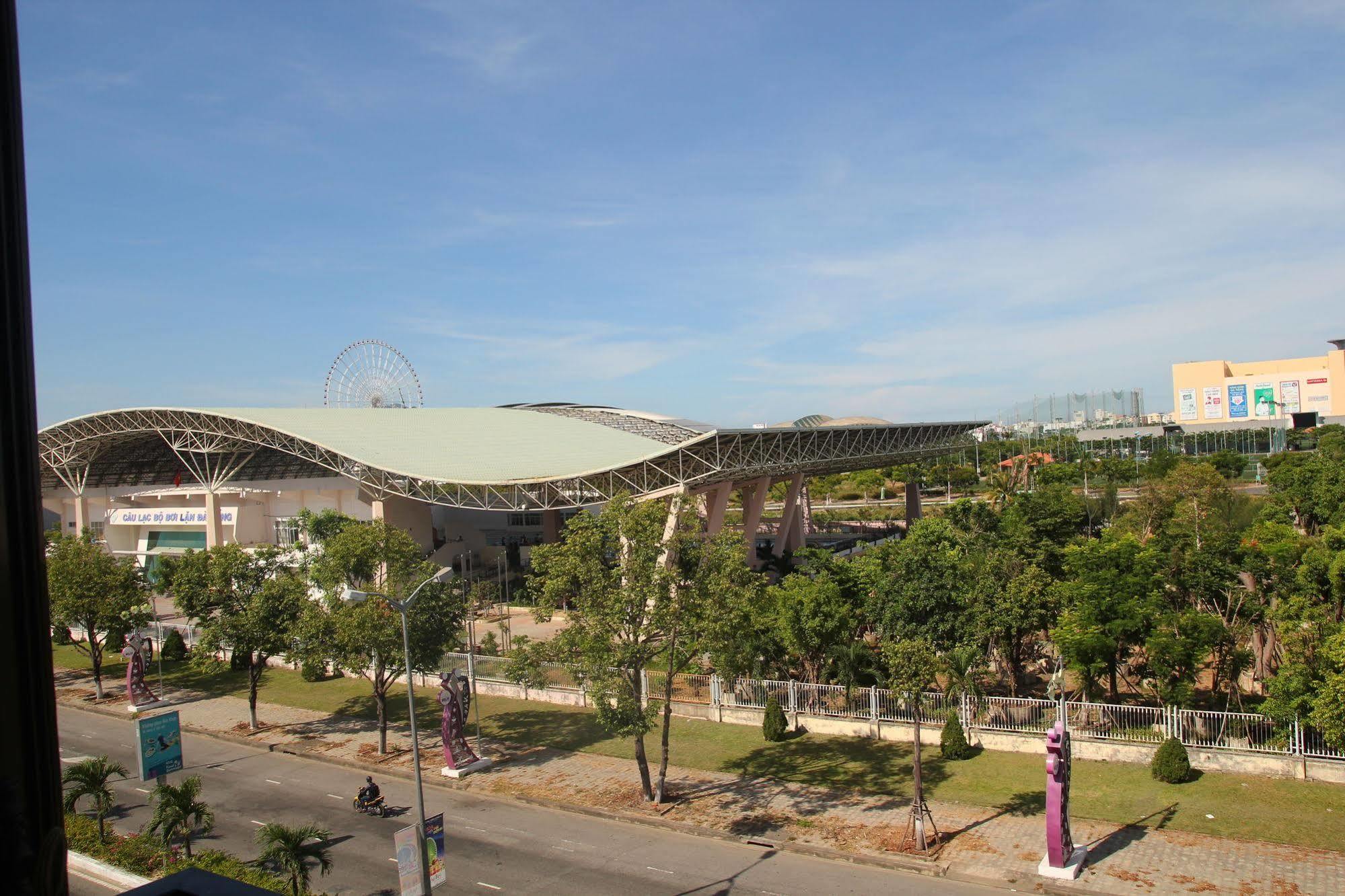 Vivyanne Hotel Da Nang Exterior photo