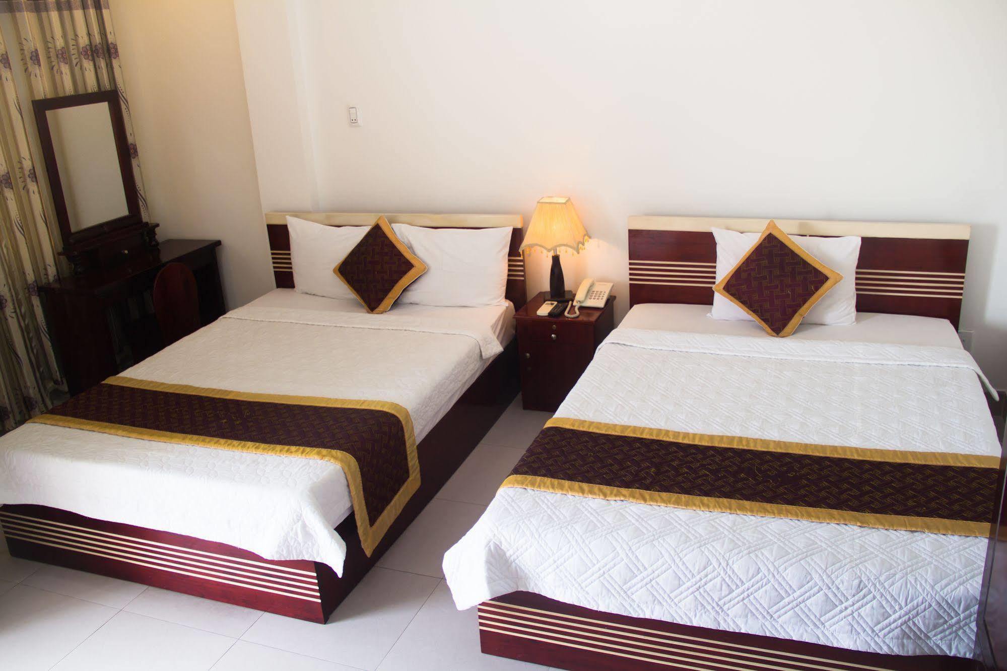 Vivyanne Hotel Da Nang Exterior photo